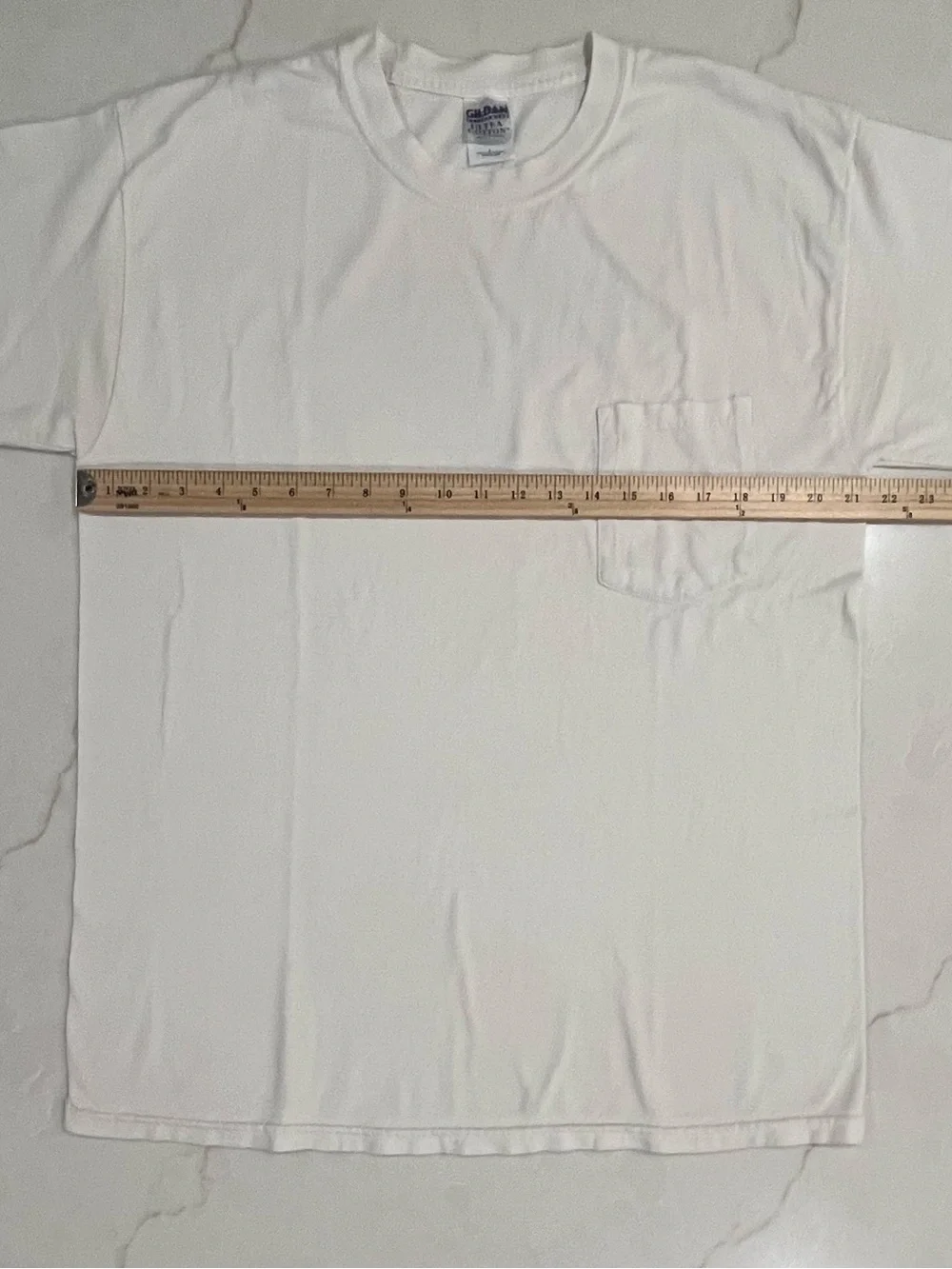 Vintage 90s Gildan Striped Bass Fishing Pocket Tee L